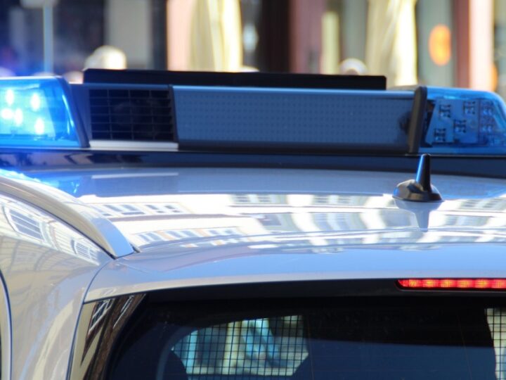 Interwencja krakowskiej Straży Miejskiej ujawnia poszukiwanego przez policję mężczyznę