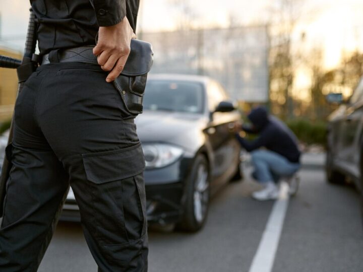 Brutalny atak na byłego policjanta w Krakowie: Wandale z Niemiec bezkarni?