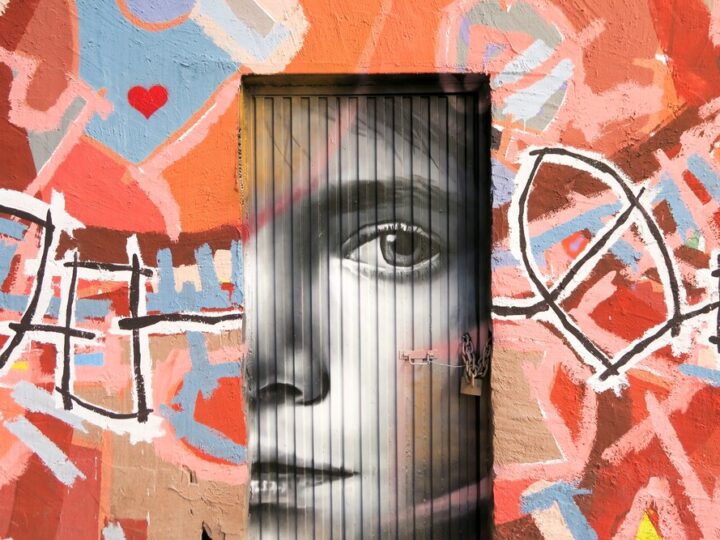 Murale w Krakowie: Sztuka, która łączy społeczność i opowiada ważne historie