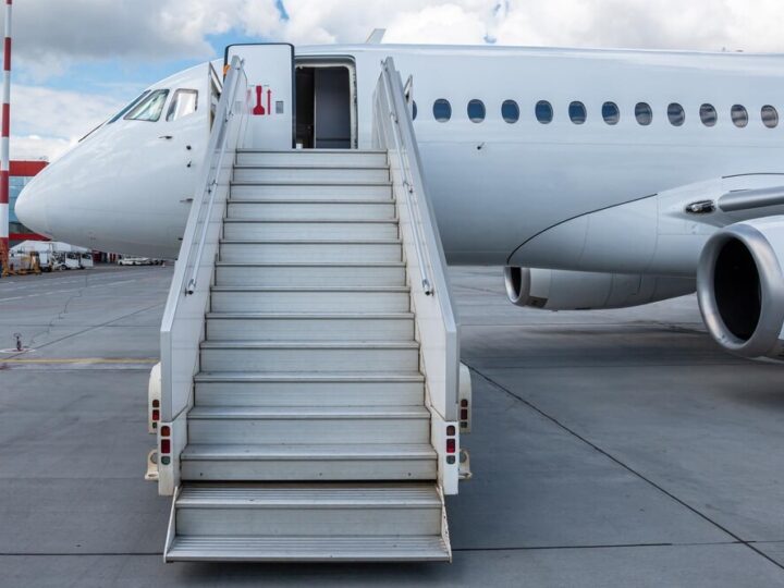 Kraków Airport osiąga historyczny sukces: Sierpień z rekordowymi 1,3 miliona pasażerów!