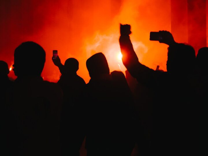 Kraków żegna Roof Party: Ostatni Taniec z Sideralem na Dachu!