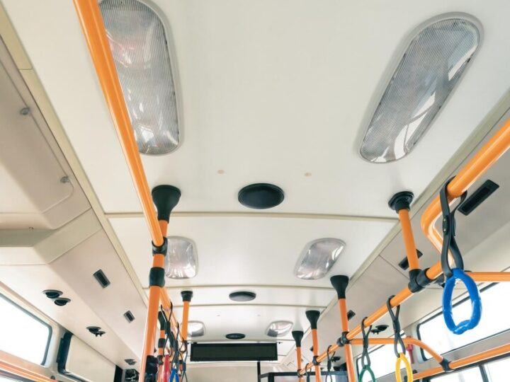Nowe przystanki autobusowe w Krakowie: Rewolucja w komunikacji miejskiej!