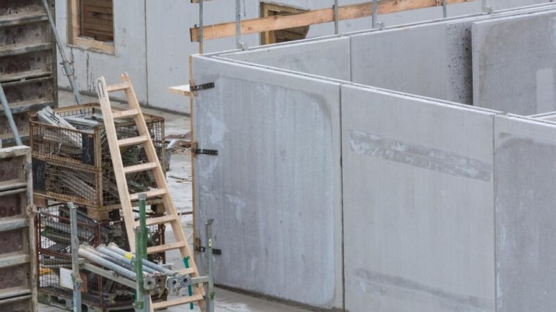UOKiK wprowadza nowe zasady: deweloperzy muszą ujawniać ceny mieszkań!