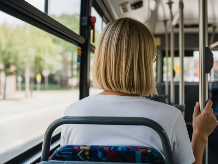 Utrudnienia na Jasnogórskiej: Remont chodników przy przystankach autobusowych!