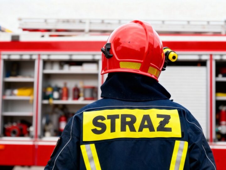 Hulajnoga na szczycie pylonu: Krakowscy strażacy w akcji ratunkowej!