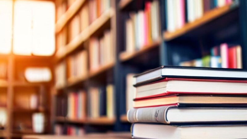 Sekrety akuszerek: Sabina Jakubowska odsłania historie prababek w Bibliotece Kraków