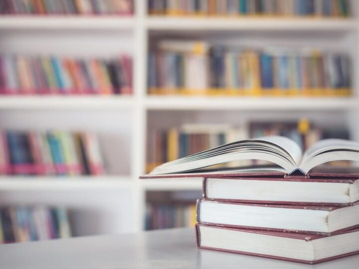 Kraków wyróżnia przyjazne rodzinom miejsca – pięć certyfikatów dla bibliotek!