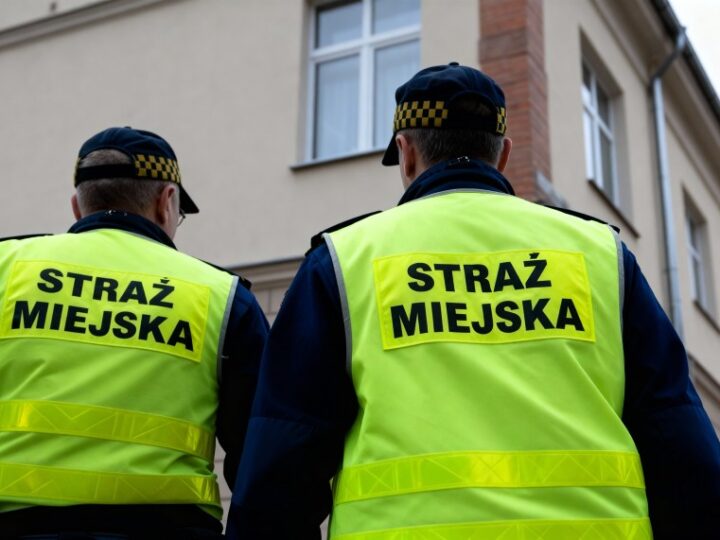 Krakowskie Kursy Samoobrony: Uczestniczki Odkrywają Wewnętrzną Siłę i Pewność Siebie