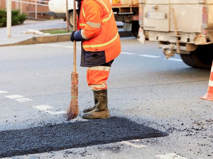 Nocne Asfaltowanie na Centralnej: Zmiany w Ruchu w Krakowie!