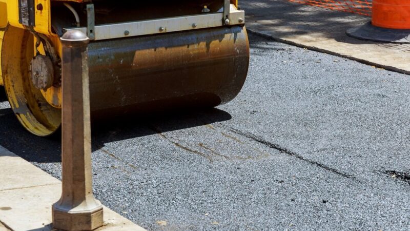 Rewolucja na ul. Jana Pawła II w Michałowicach: Przebudowa już ruszyła!