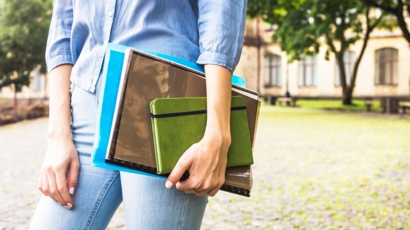 Gmina Kłaj świętuje nauczycieli: Tradycja, pasja i edukacyjne osiągnięcia!