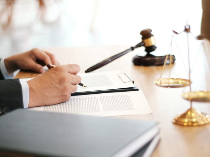 Walka z przemocą domową: Skuteczne narzędzia i procedury w Polsce