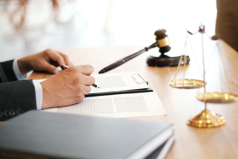 Walka z przemocą domową: Skuteczne narzędzia i procedury w Polsce