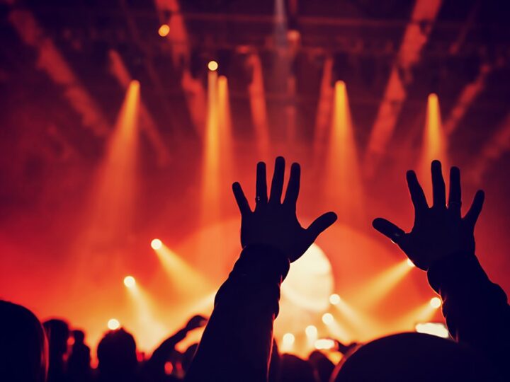 Jesienne Anioły: Muzyczne Cuda Doroty Helbin w Środę