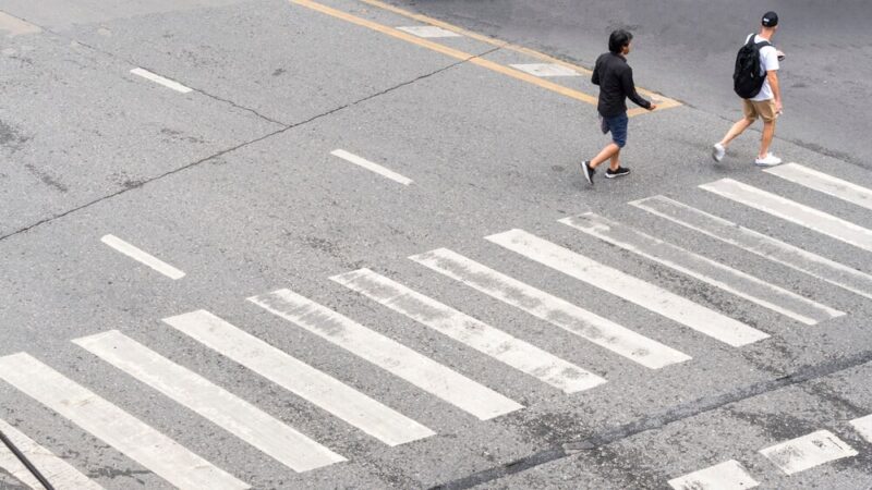 Tragedia na drodze: Śmiertelne potrącenie pieszego w Koczanowie