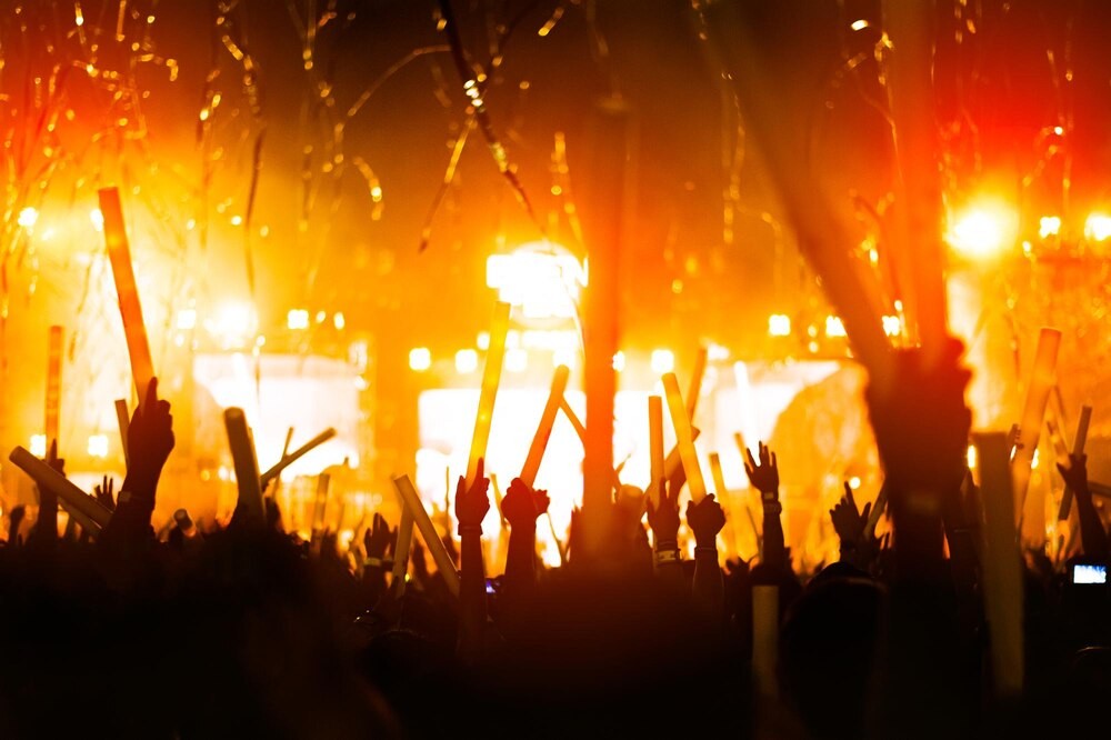 Zanurz się w rytmy świata na warsztatach perkusyjnych w Podgórzu!