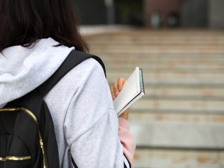 Wieliczka świętuje niepodległość – uczniowie z Dwójki w patriotycznym śpiewie