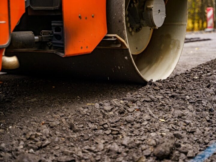 Nowa jakość dróg w Szczodrkowicach dzięki rządowemu wsparciu