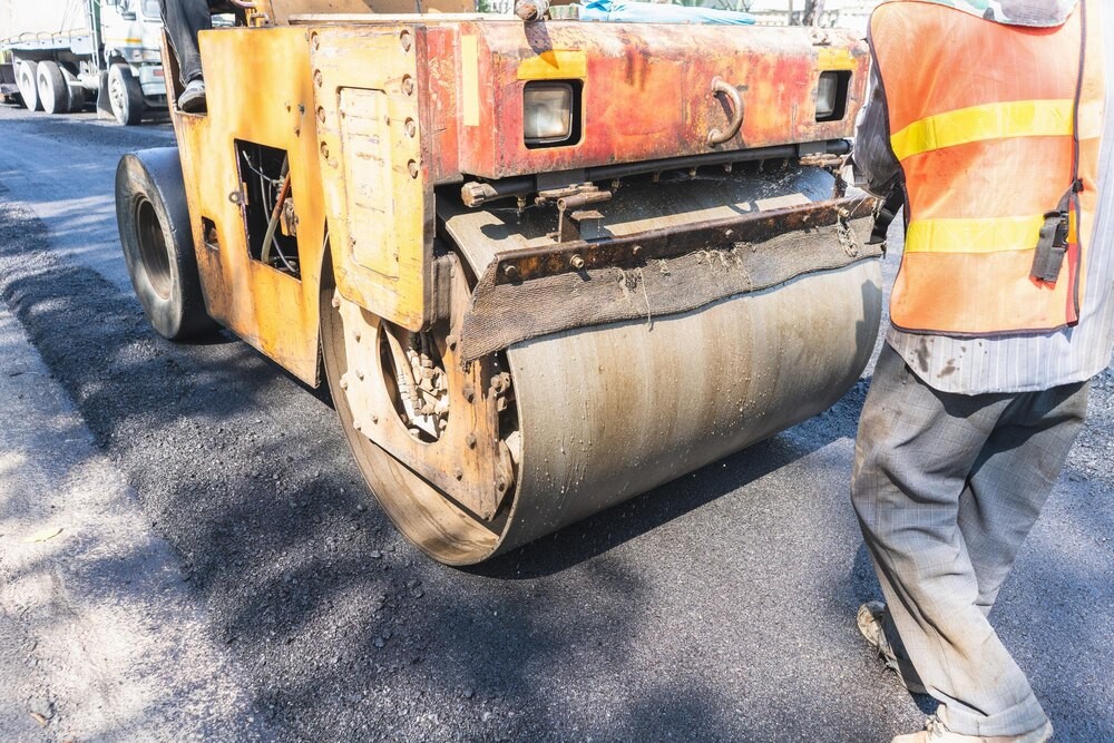 Nowa nawierzchnia i bezpieczeństwo na ulicy Prawocheńskiego!