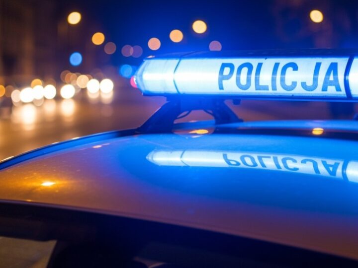 Pijany kierowca bez uprawnień zajął miejsce dla niepełnosprawnych