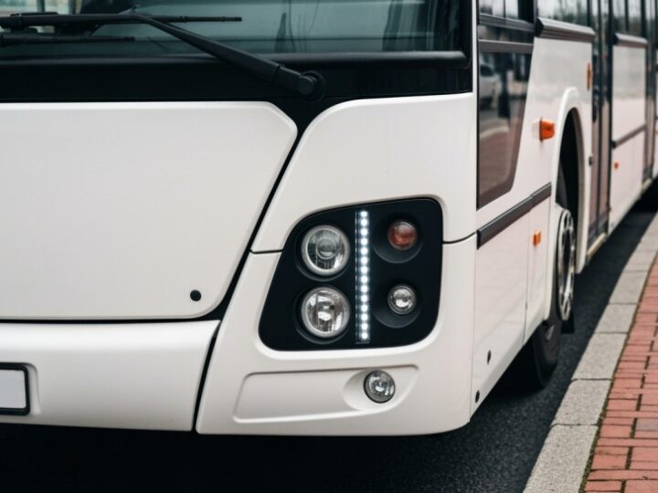 Nowe połączenia autobusowe z gminy do Krakowa już dostępne!