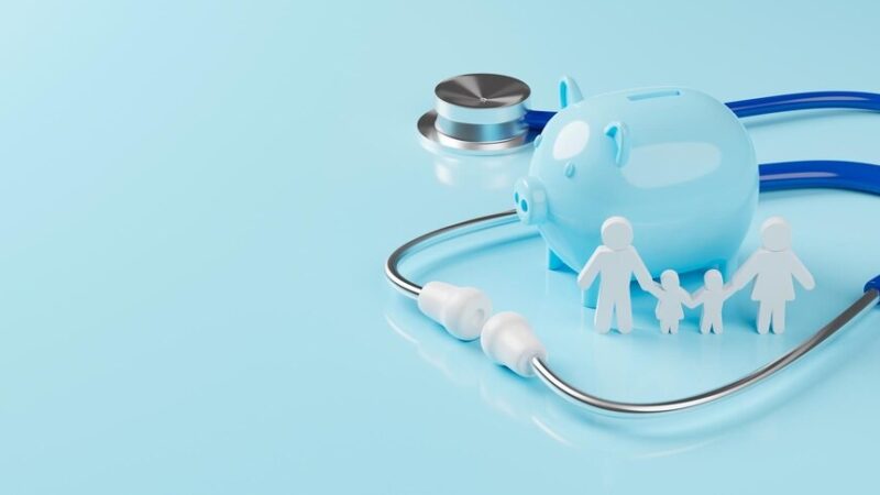 Bezpieczne przedszkole: Policjanci uczą dzieci zasad ochrony w Krakowie