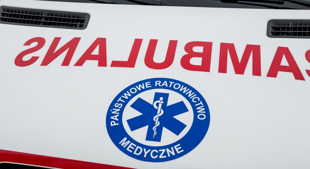 Policjant na medal: Bohaterska interwencja ratuje seniora na ulicy