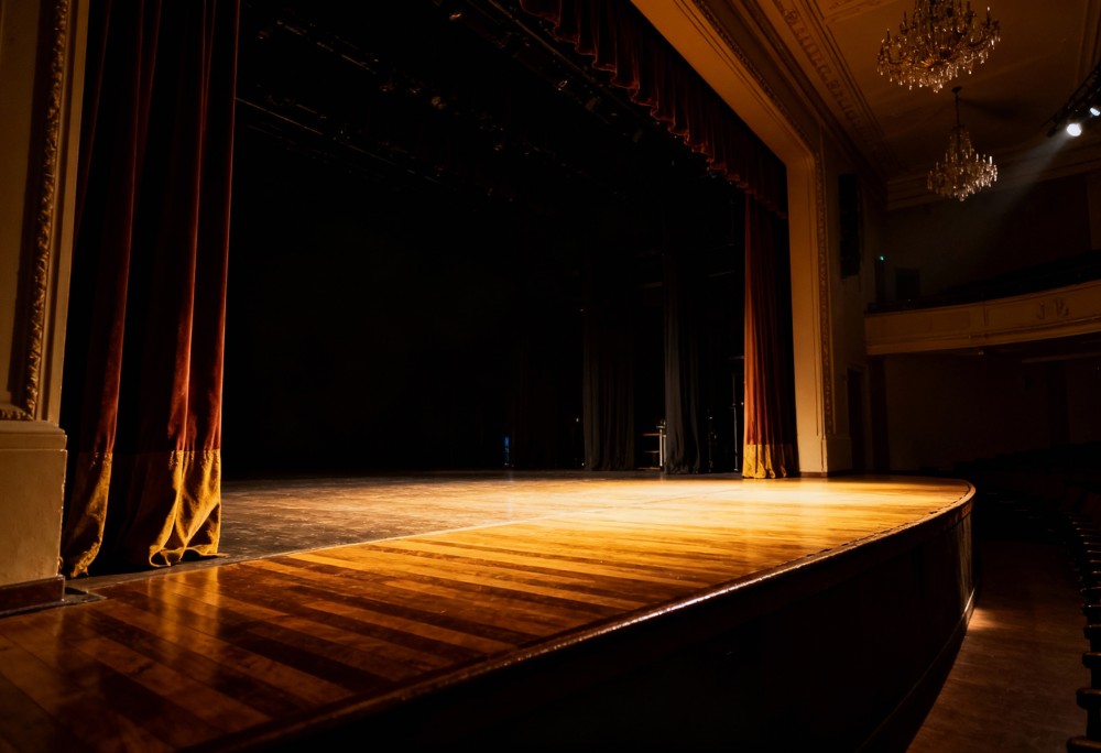 Zimowo-wiosenne teatralne hity w Krakowie!