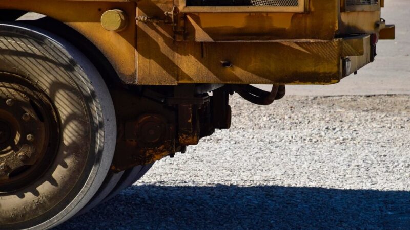 Nowa kanalizacja, nowe utrudnienia: zamknięcie drogi Trąbki–Zborówek od 3 grudnia