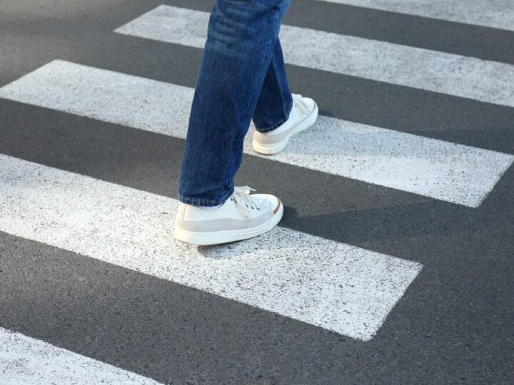 Bezpieczeństwo Pieszych w Krakowie: Policja na Tropie Wykroczeń