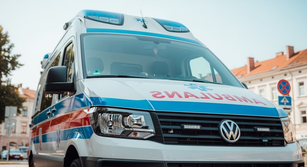 Strażnicy miejscy ratują 90-latka: bezpieczny powrót do domu!