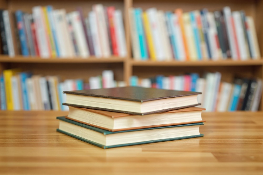 Kobiece inspiracje: Ishbel Szatrawska w literackim dialogu