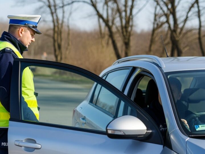 Emerytowany policjant ratuje Tarnów przed pijanym kierowcą!