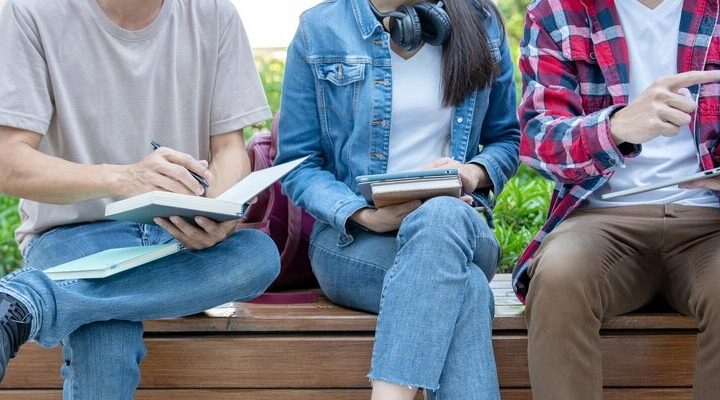 Edukacja w ruchu: Krakowskie szkoły techniczne promują się w komunikacji miejskiej