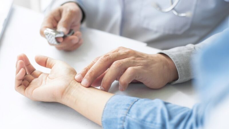 Zagrożenie ptasiej grypy w Krakowie: nowe zasady dla mieszkańców i hodowców