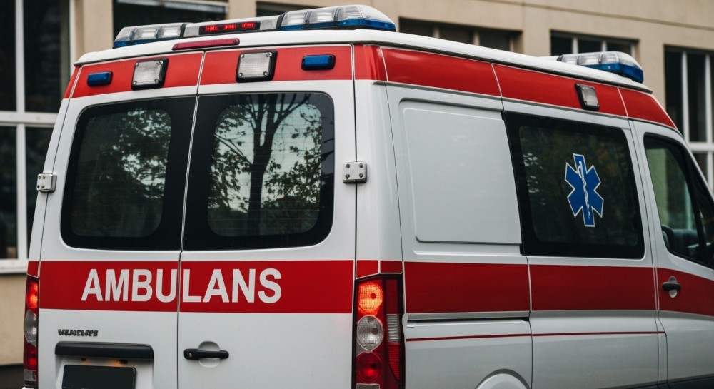 Seniorka w tarapatach uratowana dzięki czujności przechodnia i policji