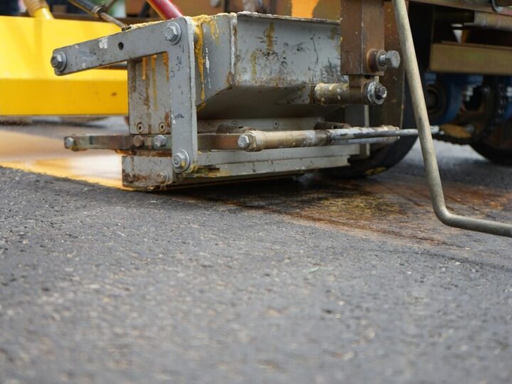 Nowa koncepcja poprawy bezpieczeństwa dróg w Morawicy i Chrosnej