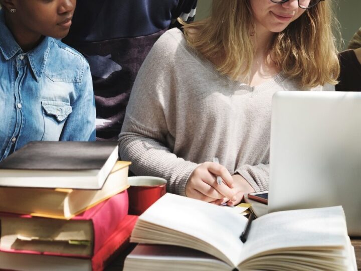 Nowoczesna szkoła w Krzeszowicach: Inwestycja w przyszłość edukacji