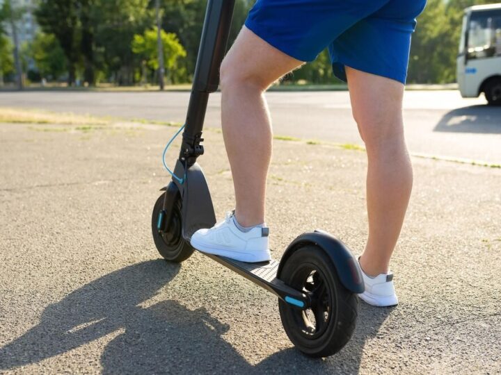 Bezpieczeństwo na hulajnodze elektrycznej: Kluczowe przepisy, które musisz znać!