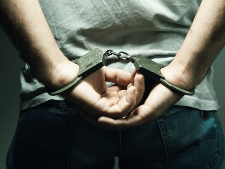 Krakowska policja rozbija szajkę oszustów: 250 tysięcy złotych odzyskane!