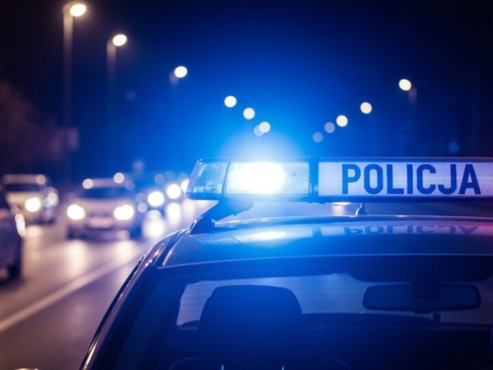 Pasażer na gapę wywołuje chaos: kontrolerzy wzywają policję