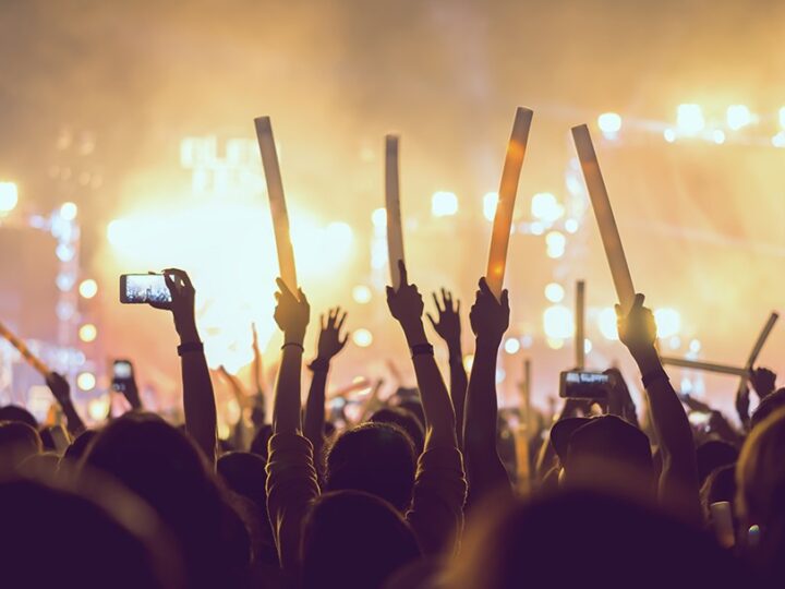 Muzyczny hołd dla Żołnierzy Wyklętych: De Press PL w Niepołomicach