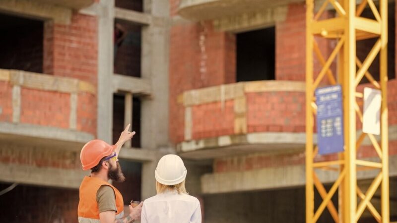 Rewolucja w dostępności: Nowe pochylni i schody na ul. Smorawińskiego w Krakowie!