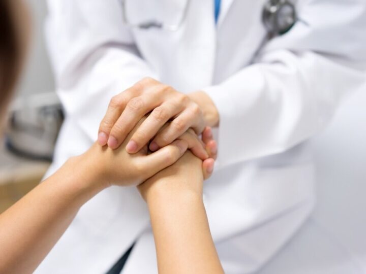 Policjantki w żłobku: Bezpieczna przygoda dla najmłodszych!