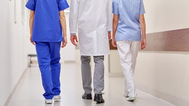 Bezpieczeństwo w akademickim świecie: Szkolenie o uzależnieniach na Uniwersytecie Ekonomicznym w Krakowie