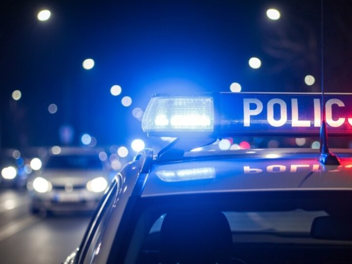 25-latek z zakazem i narkotykami w aucie złapany na przekroczeniu prędkości