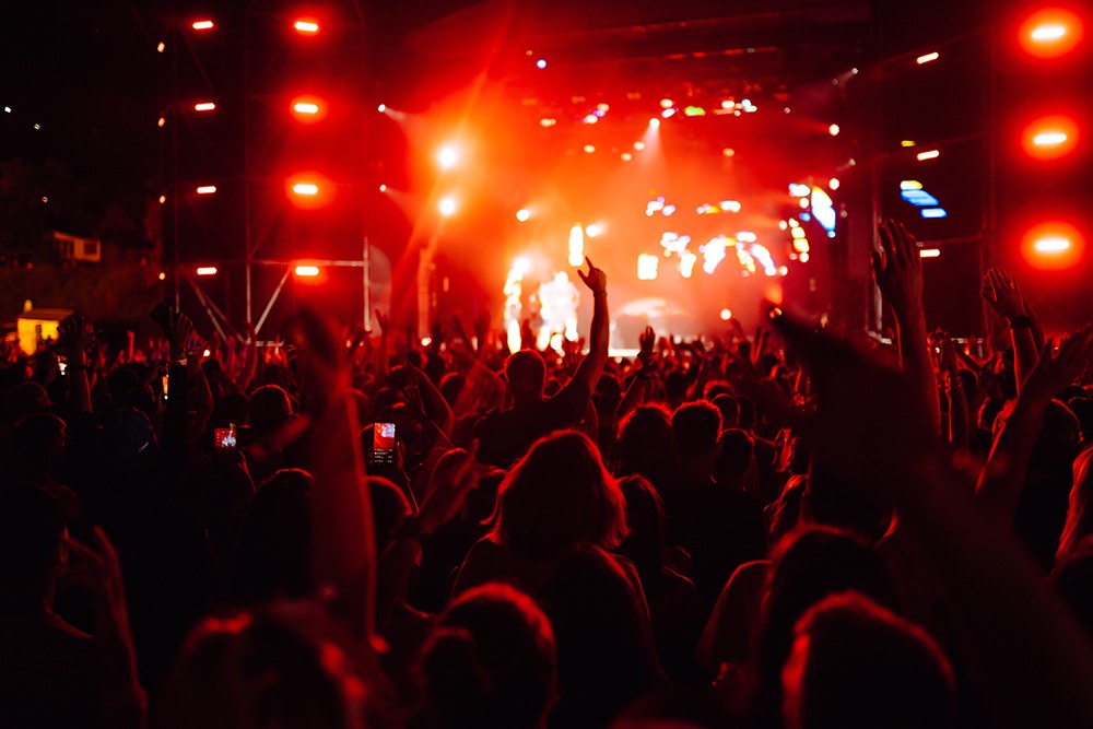 Dźwiękowe Eksploracje: Niezapomniany Wieczór z Śomi Śniegocką w Krakowie