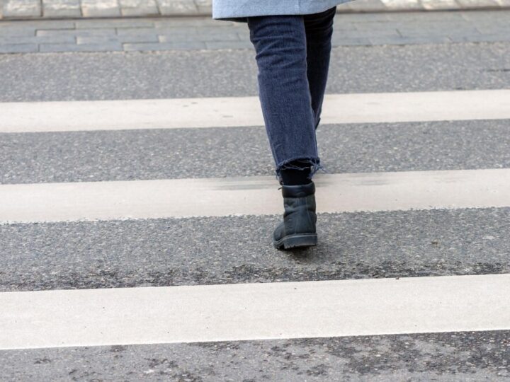 Policjant uratował życie w Zagórzu: dramatyczna interwencja zakończona sukcesem