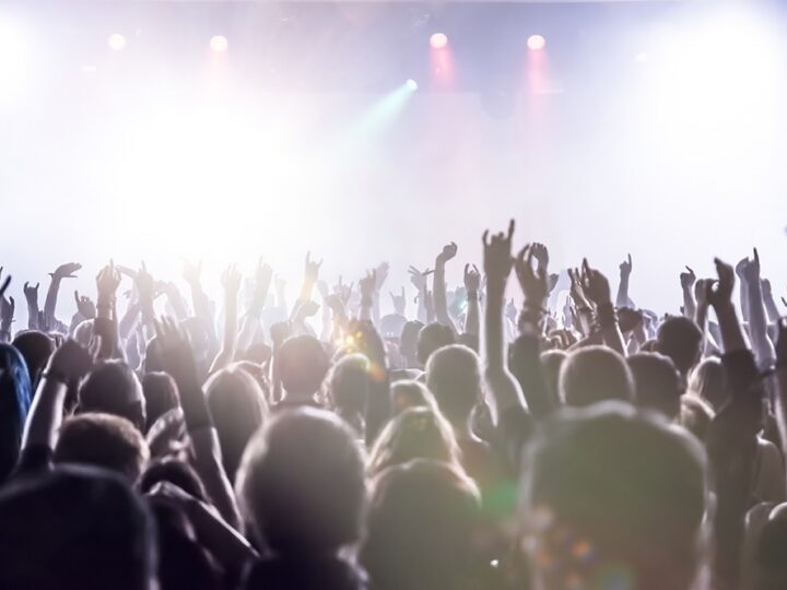 Emaus: Świąteczny Jarmark Pełen Radości i Tradycji w Zwierzyńcu