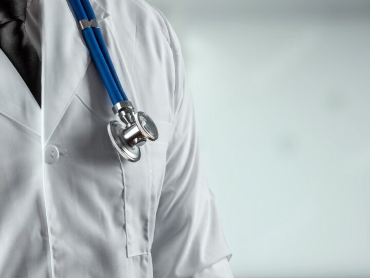 Gmina Gdów uczy dzieci pływać: Bezpieczeństwo i zabawa w jednym!